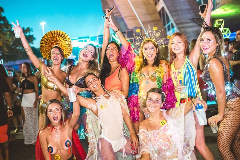 Destinos para solteiros no Brasil: Melhores viagens com dicas de festas!